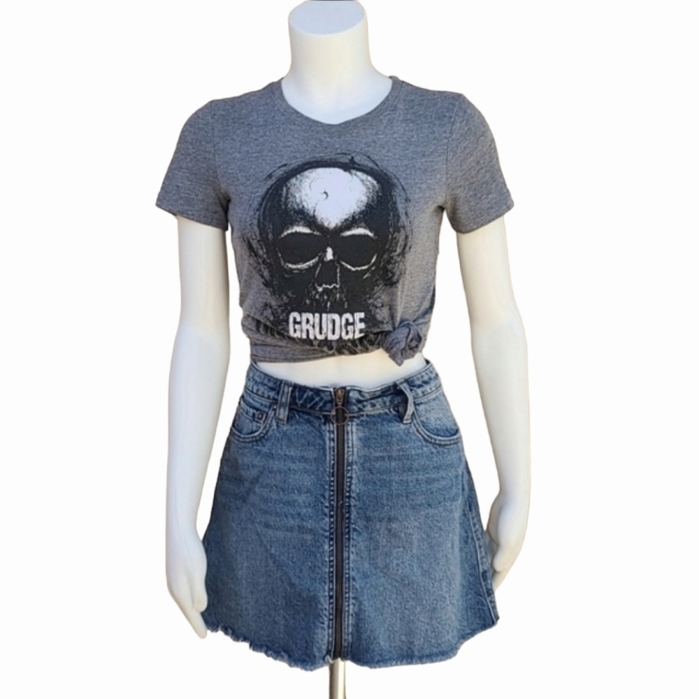 WE THE FREE PEOPLE Front Zipper Jean Skirt 28 M Denim Mini Frayed Hem 30" Waist - Picture 11 of 16